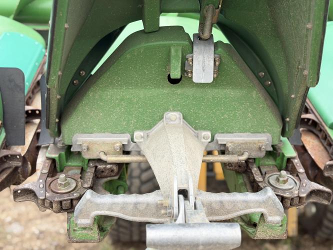John Deere 608C