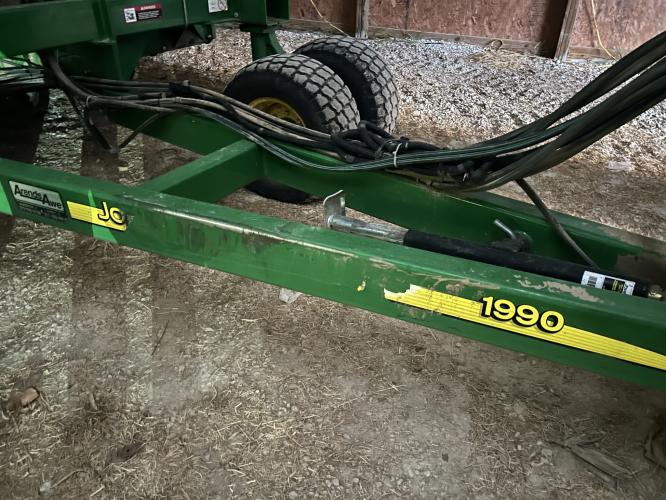 John Deere 1990