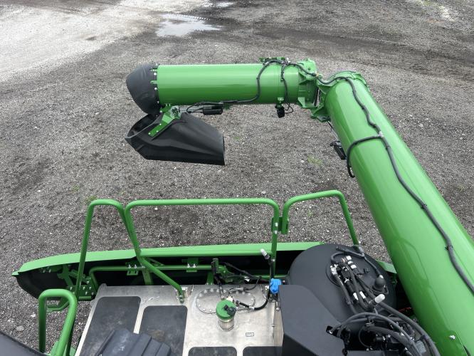 John Deere X9 1000