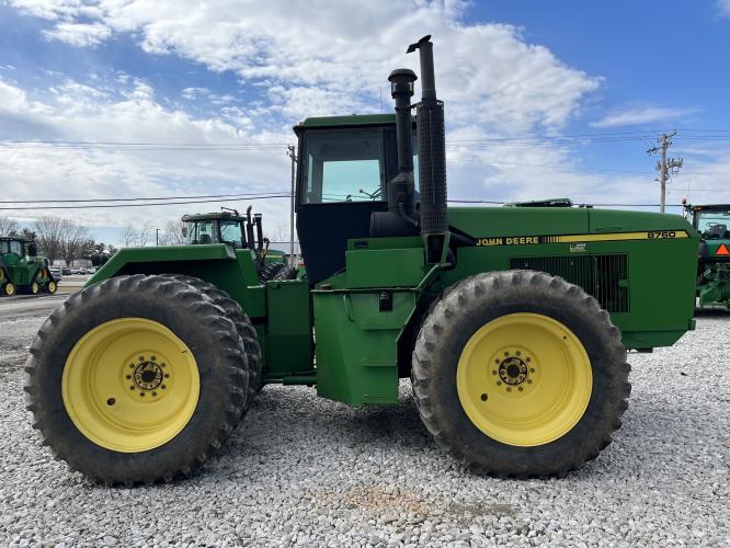 John Deere 8760