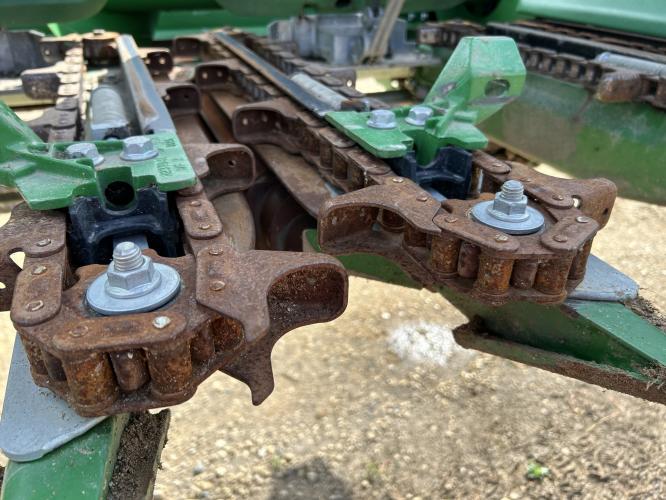 John Deere C16R