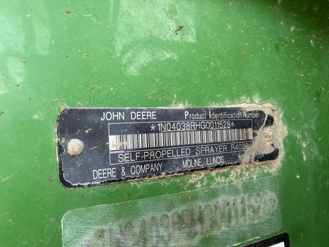 John Deere R4038