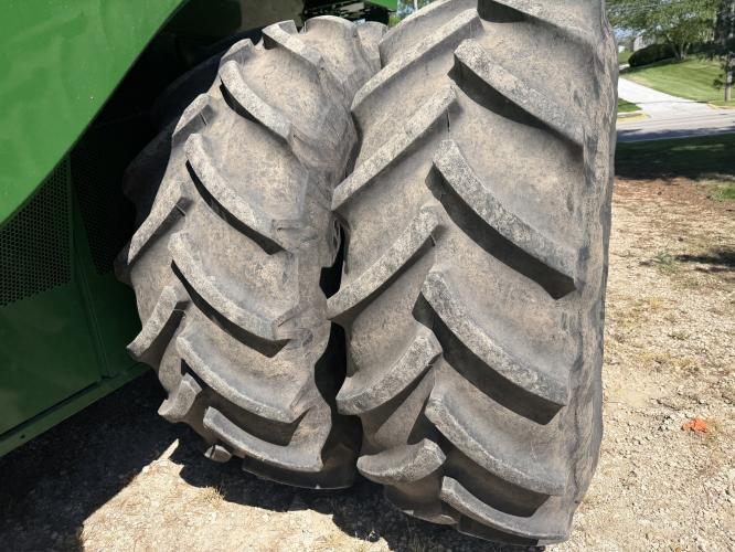 John Deere S780