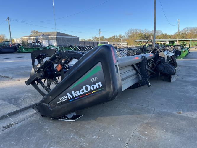 Macdon FD70