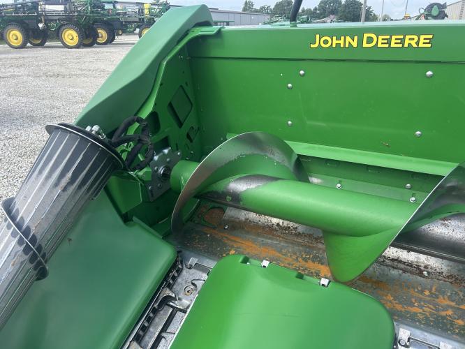 John Deere C8R