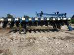 Kinze 3700