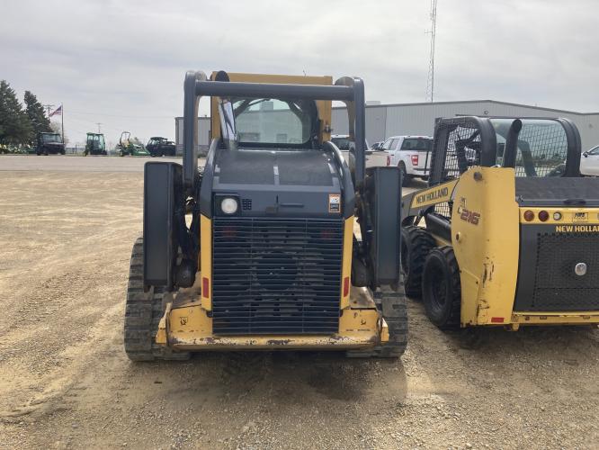 John Deere 333E