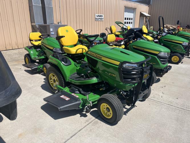 John Deere X734