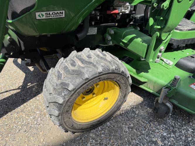 John Deere 1025R