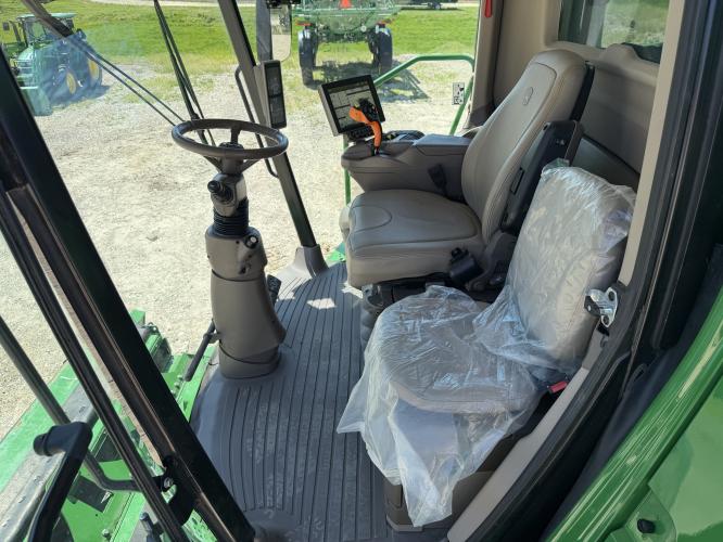 John Deere S760