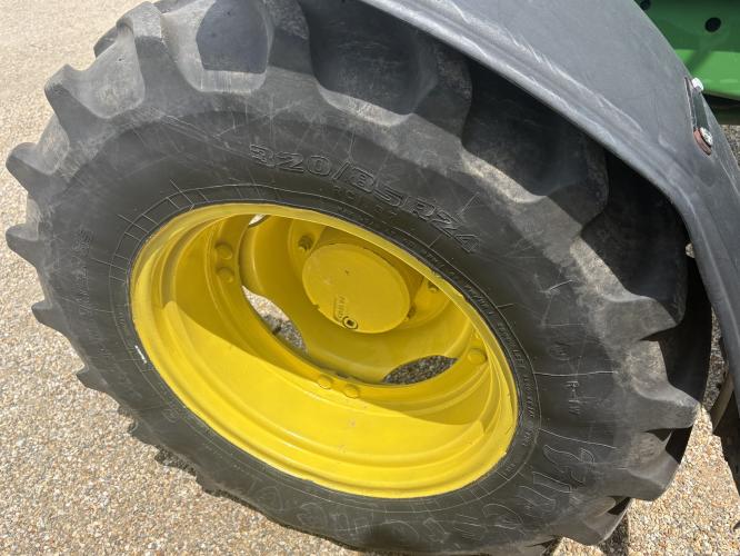John Deere 6420