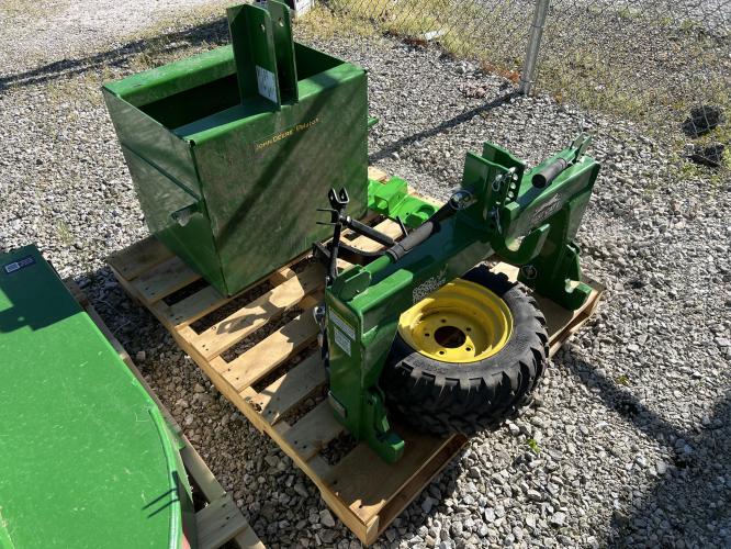 John Deere 1025R