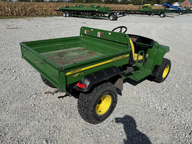 John Deere TX 4X2