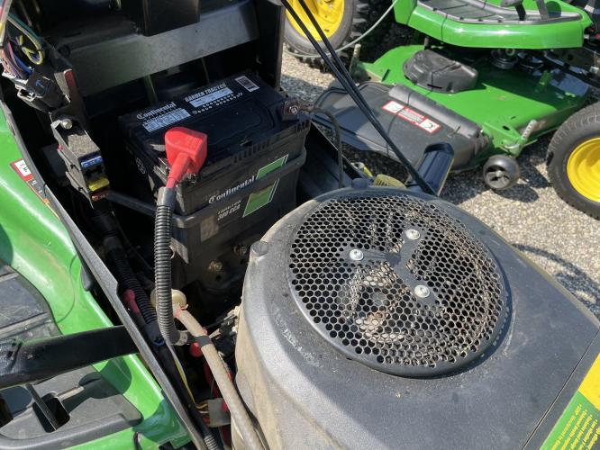 John Deere X320
