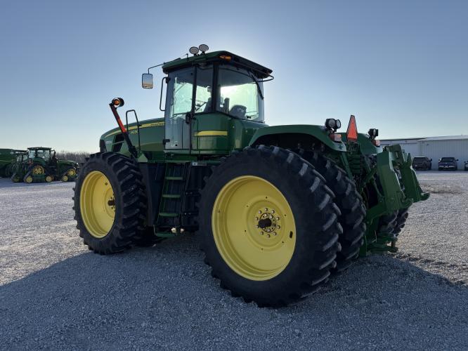 John Deere 9230