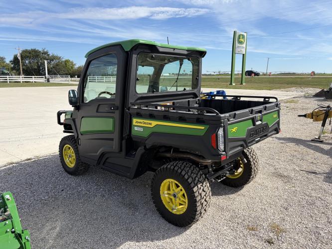 John Deere XUV 845R Premium Cab
