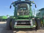 John Deere S670