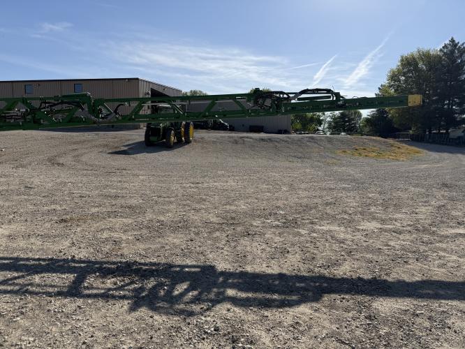 John Deere 412R