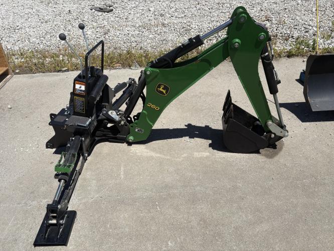 John Deere 260