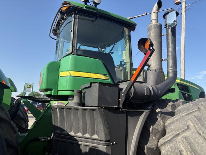 John Deere 9530