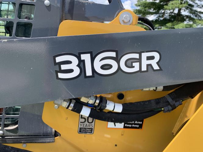 John Deere 316GR