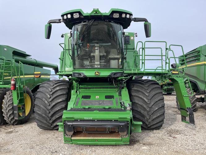 John Deere S7 800
