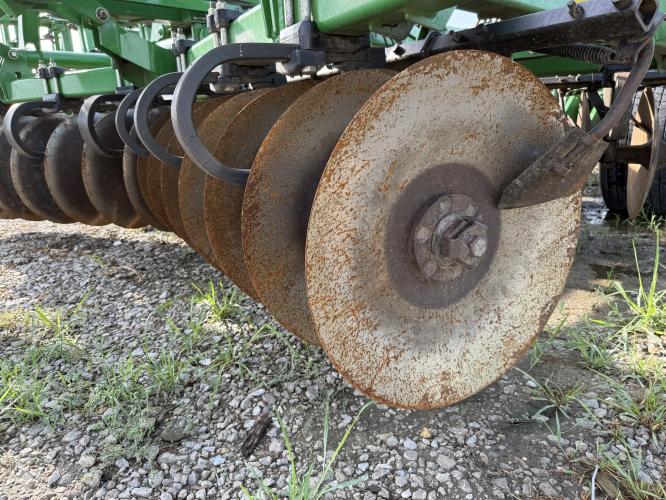 John Deere 2730
