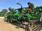 John Deere 2730