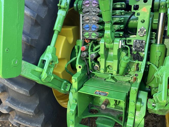 John Deere 8R 410