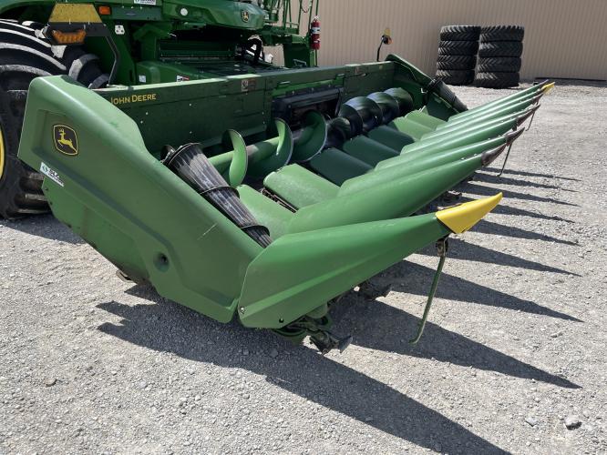 John Deere C8R
