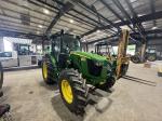 John Deere 5120M