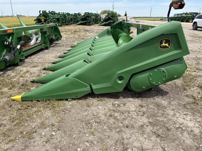 John Deere C8R