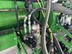 John Deere 1775