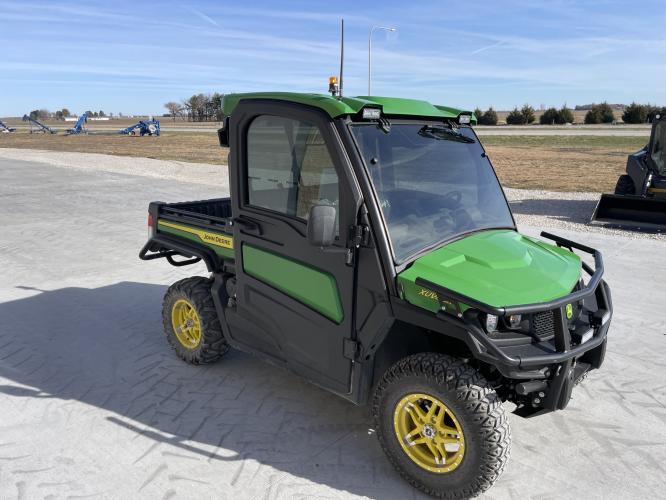 John Deere XUV835R