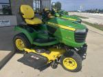 John Deere X738