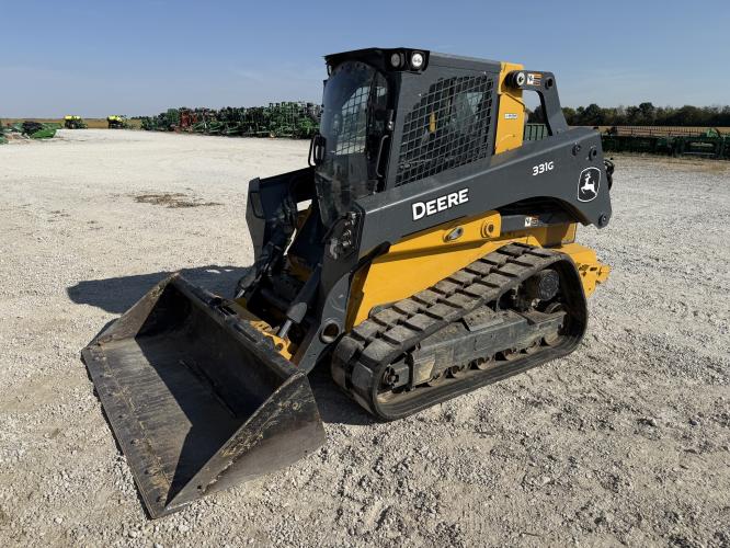 John Deere 331G
