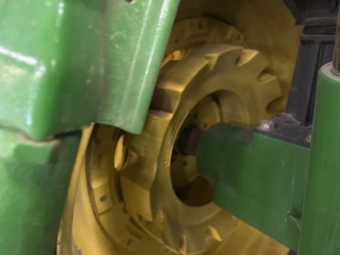 John Deere 6175R
