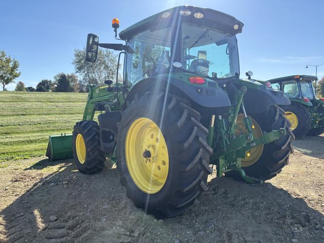 John Deere 6R 130