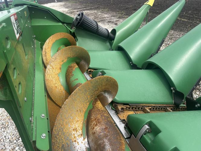 John Deere C8R