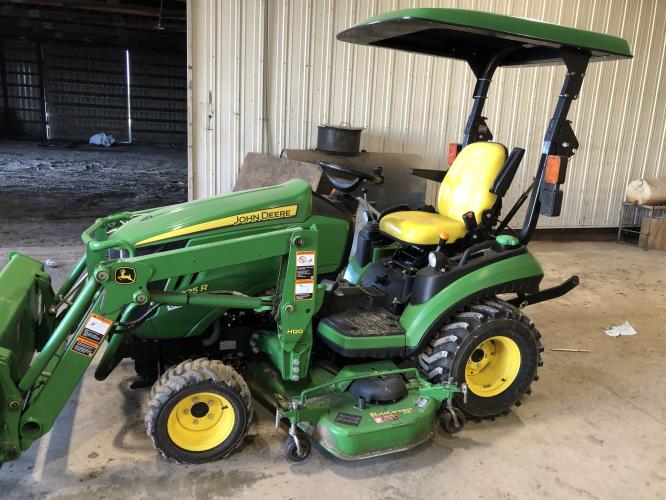John Deere 1025R