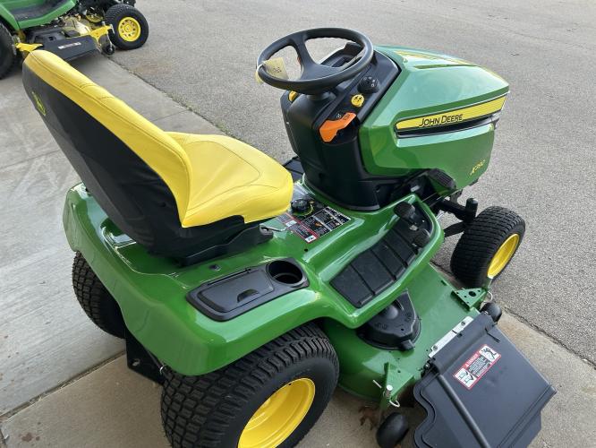 John Deere X390