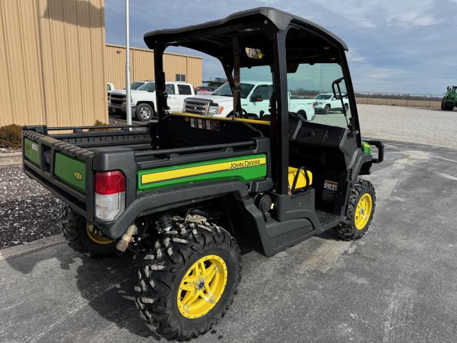 John Deere XUV835M
