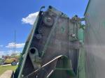 John Deere 566