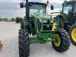 John Deere 6135E