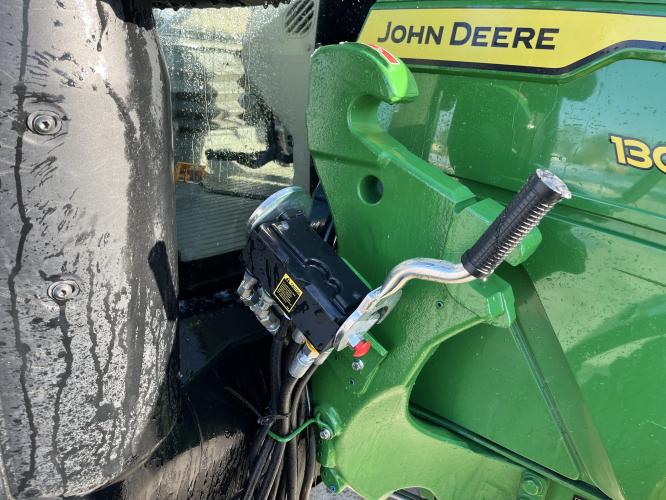 John Deere 6R 130
