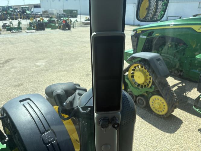 John Deere 8285R