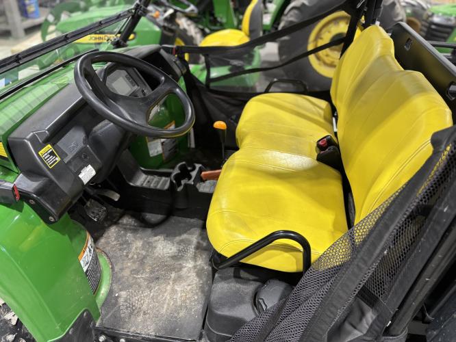 John Deere XUV 825i Power Steering