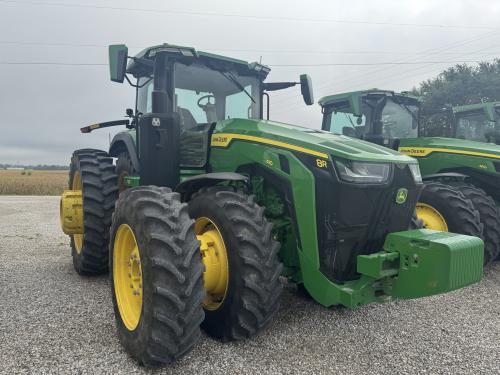 2023 John Deere 8R 410