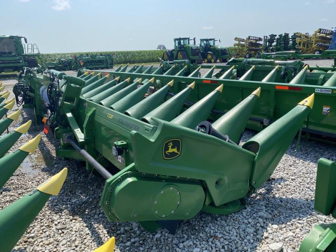 John Deere C12F StalkMaster