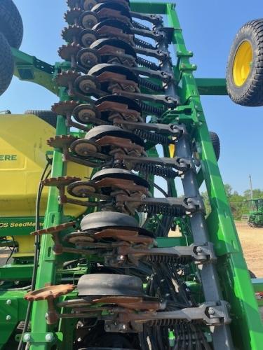 John Deere N542C